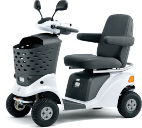 スズキのセニアカーってどんな乗り物？安全で安心の理由を紹介します！